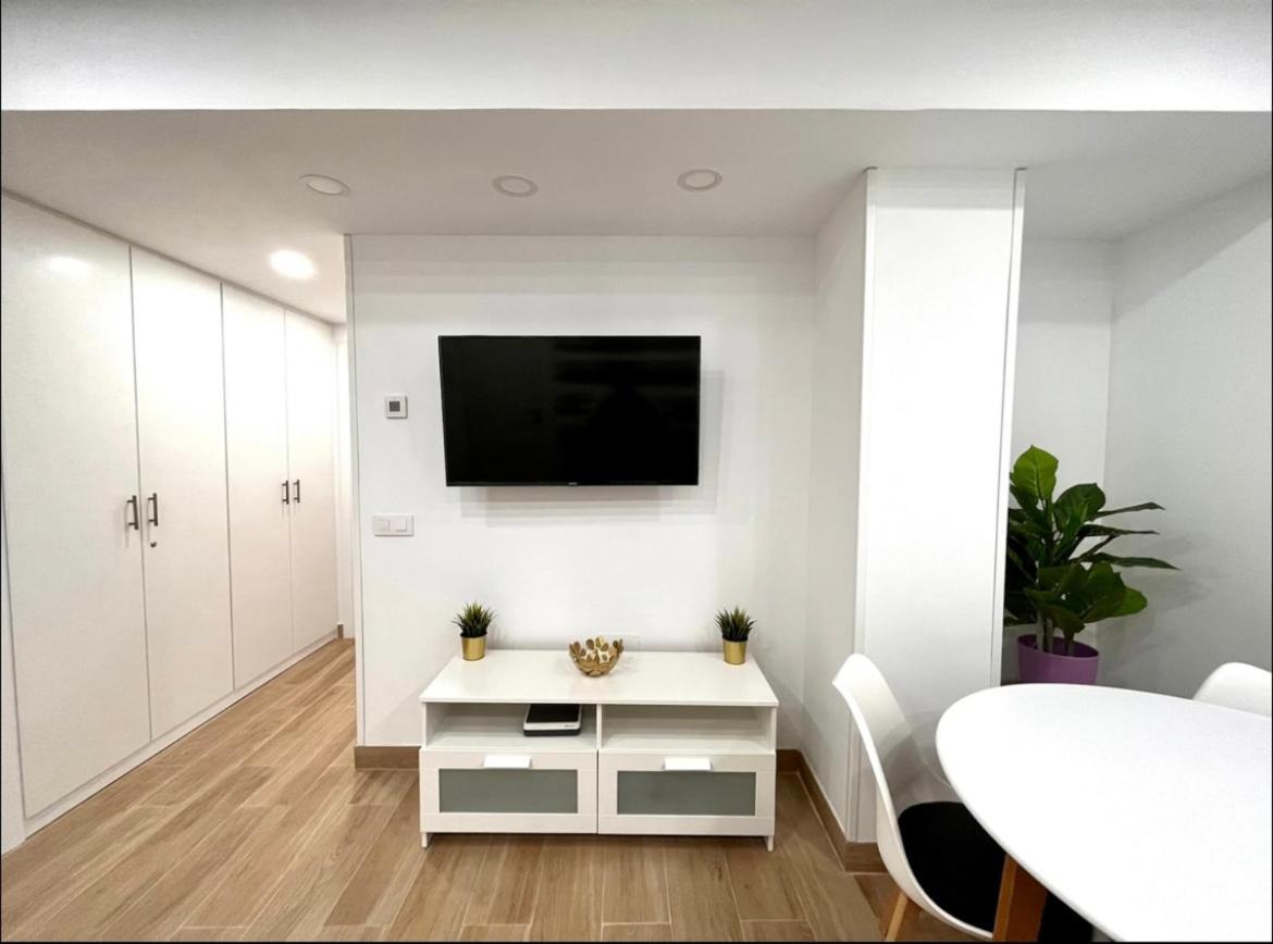 Maximilian Dreams Apartment Madrid Exterior foto