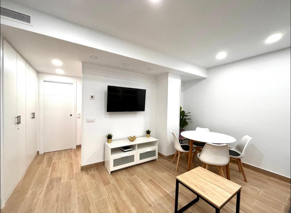 Maximilian Dreams Apartment Madrid Exterior foto